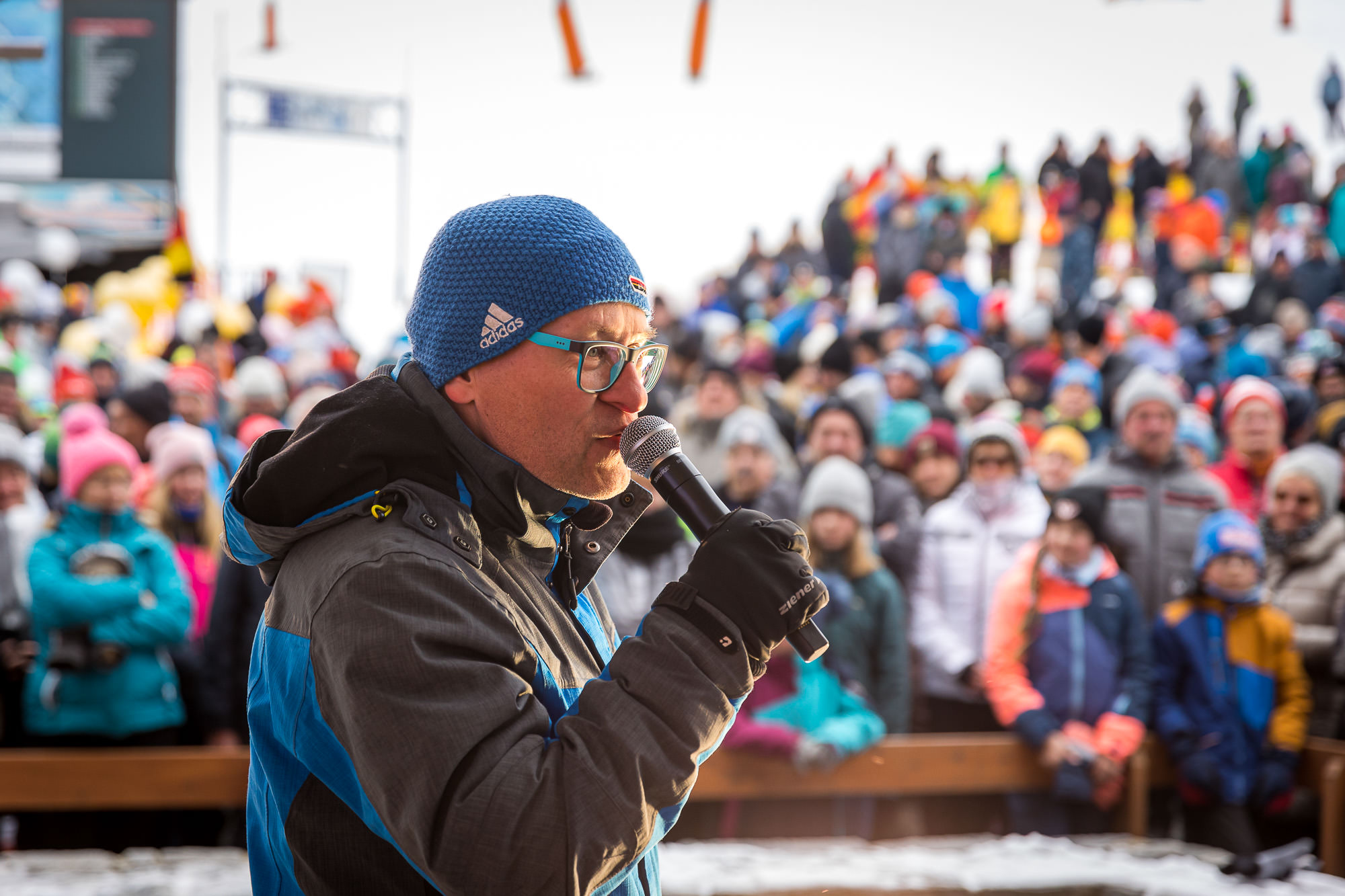 moderator Gerd Edler beim olympiaempfang-oberwiesenthal